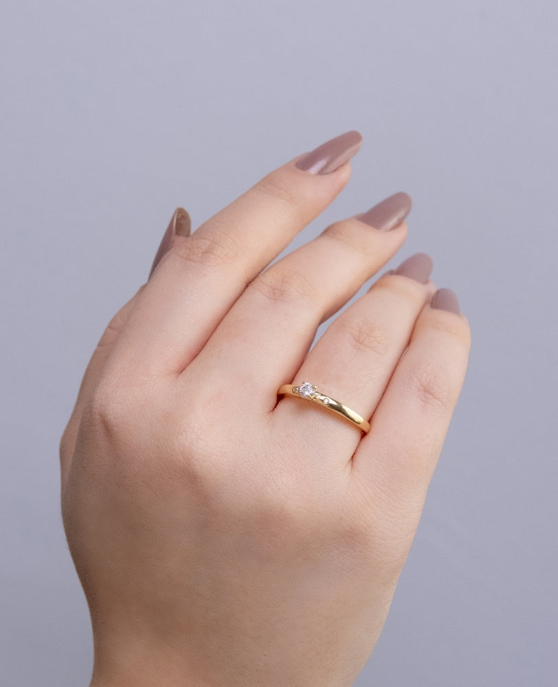 Anel Solitário Barbara Zircônia - Ouro