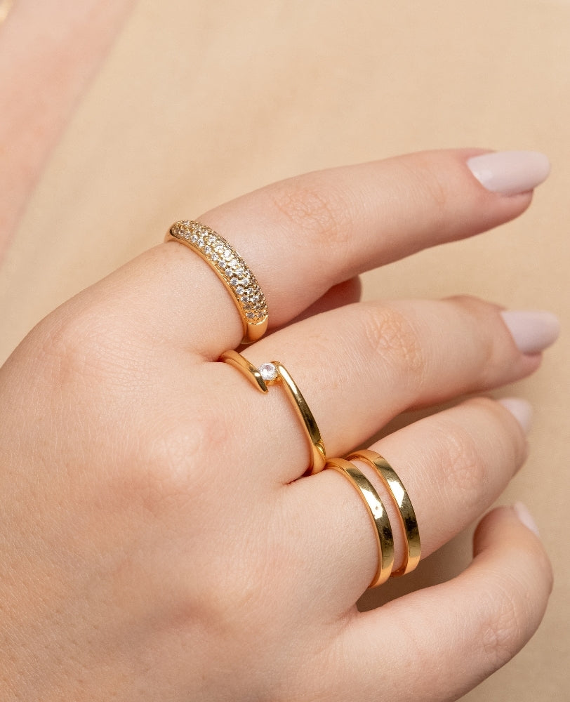 Anel Betina Aparador Cravejado - Ouro