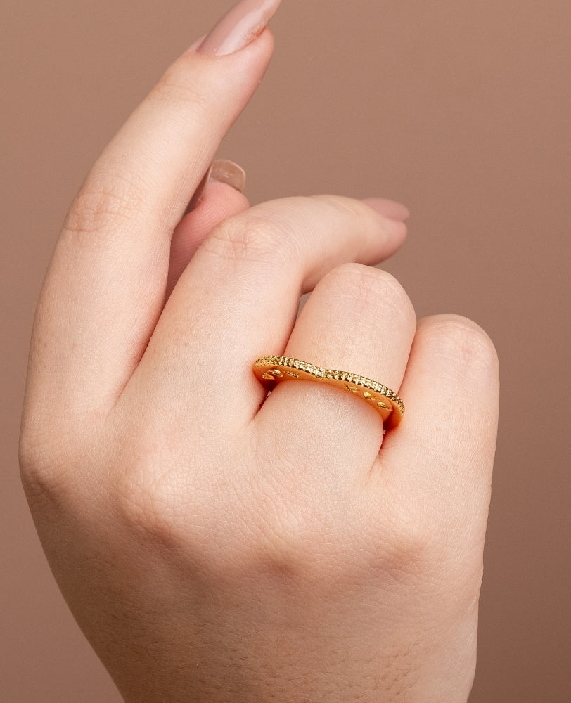 Anel Flavia Coração - Ouro