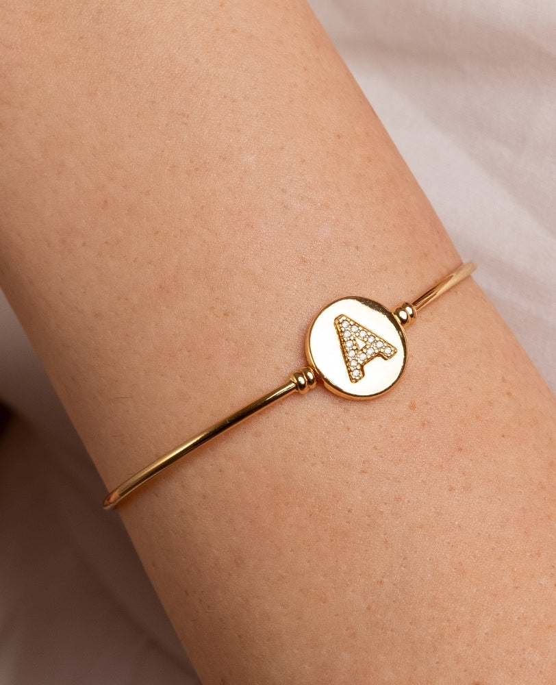 Bracelete Letra Cravejada - Ouro