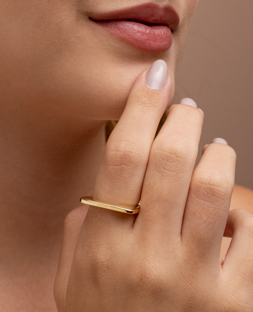 Anel Bruna Minimalista Slim - Ouro